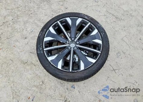 2026 Volvo Xc60 Ultra z USA, uszkodzony, nr VIN YV4M12RM5T1361865